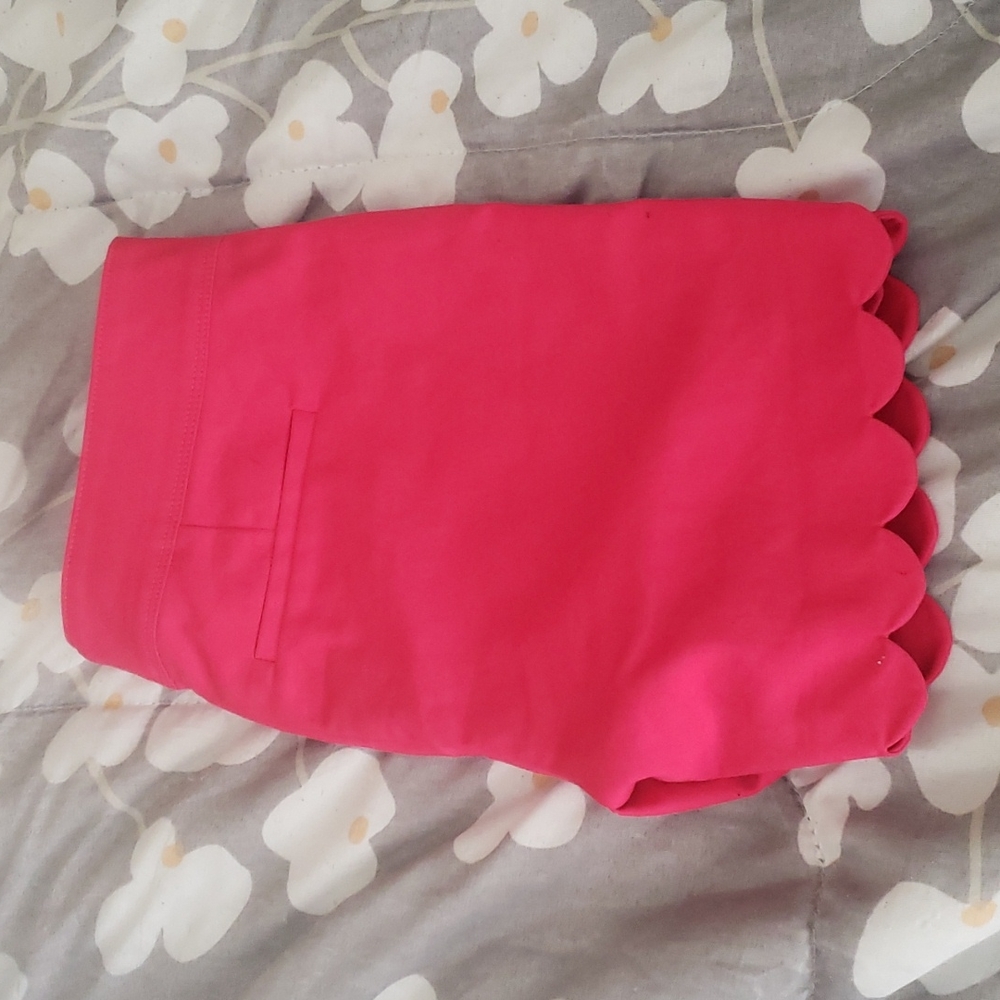 Shorts - Picture 4 of 5